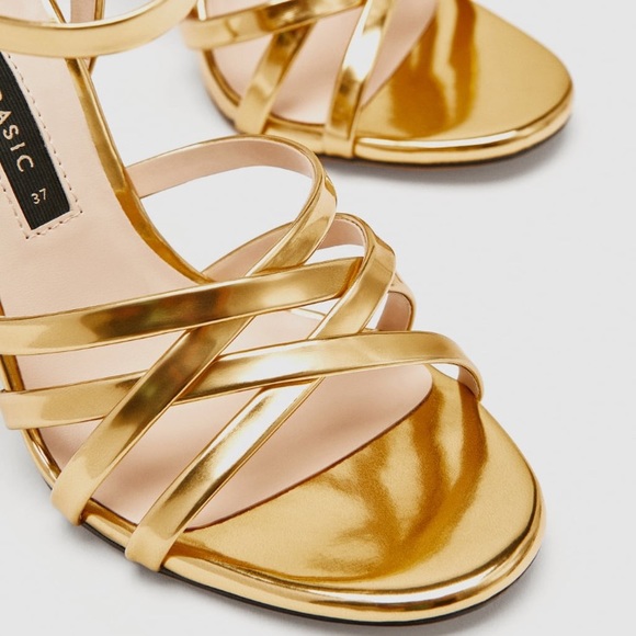 LAST ONE • NWT • Zara • Laminated Strappy Sandals - Picture 3 of 8